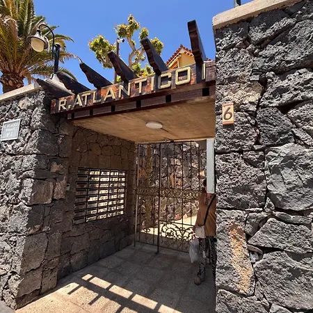 Confortable Avec Terrasse Piscine,tennis,parking Gratuit
