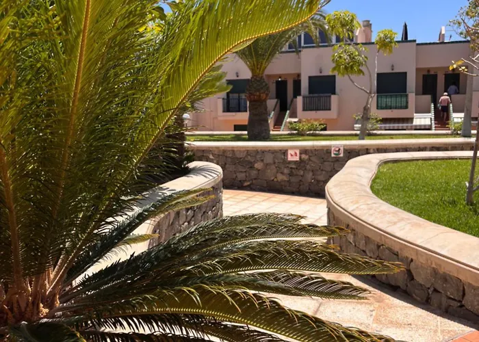 Moderno アパート コスタ・デル・シレンチオ